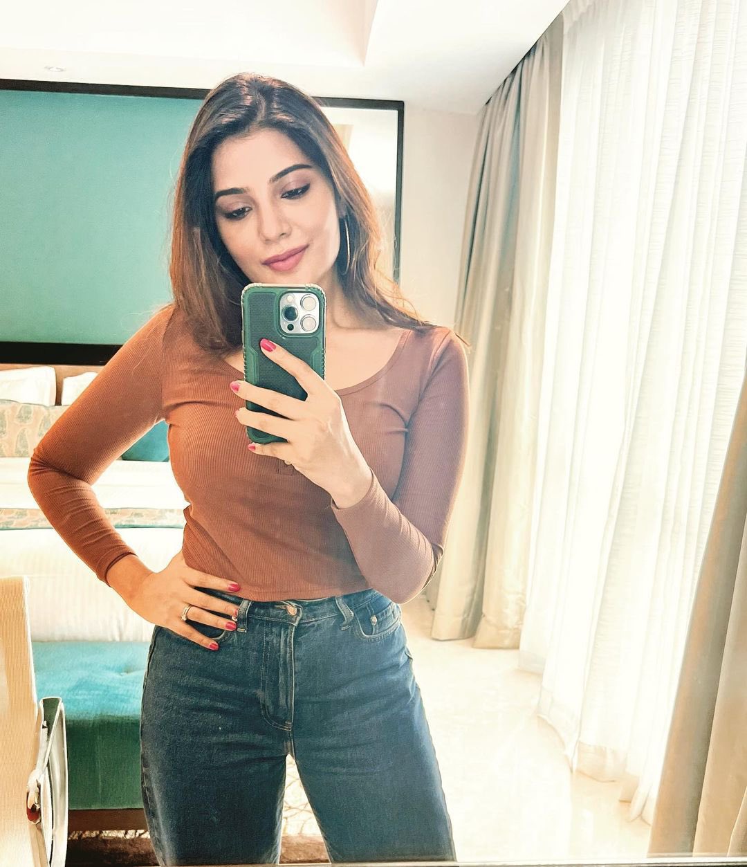 Aathmika Stunning Pictures.