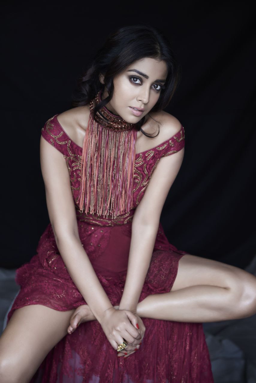 Shriya Saran Dazzling Images.