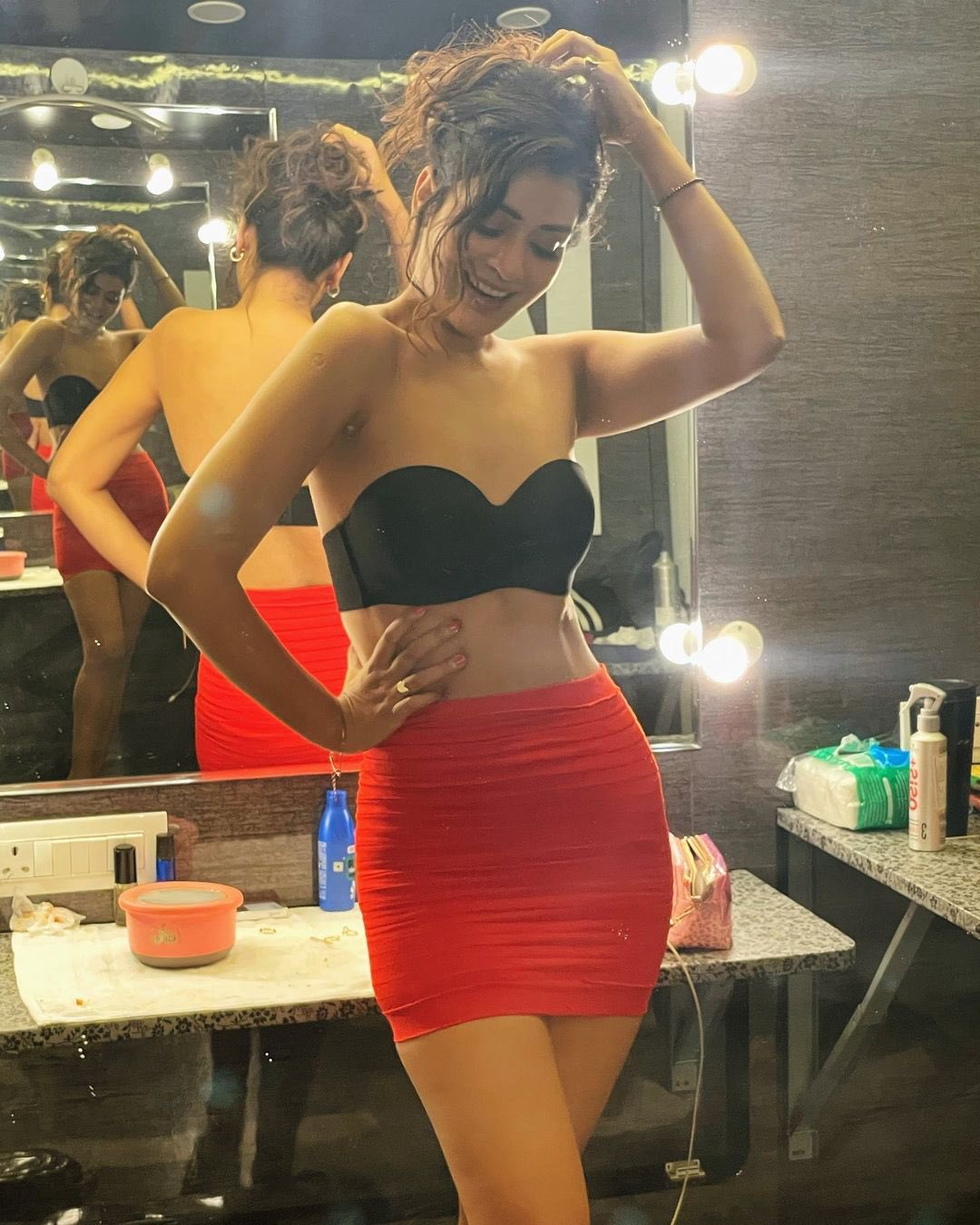 Payal Rajput Sizzling Images.