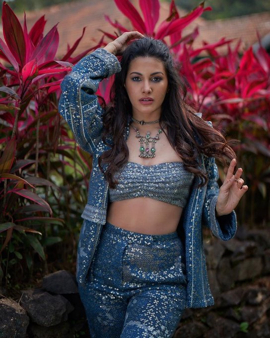 Amyra Dastur Sizzling Images.