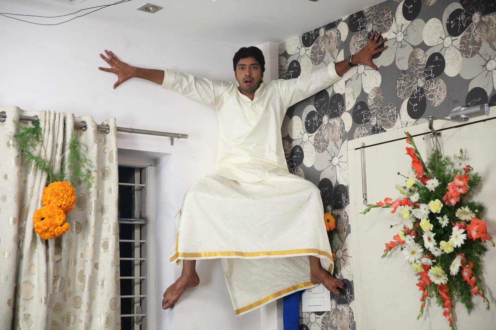 James Bond Telugu Movie Stills Allari Naresh.