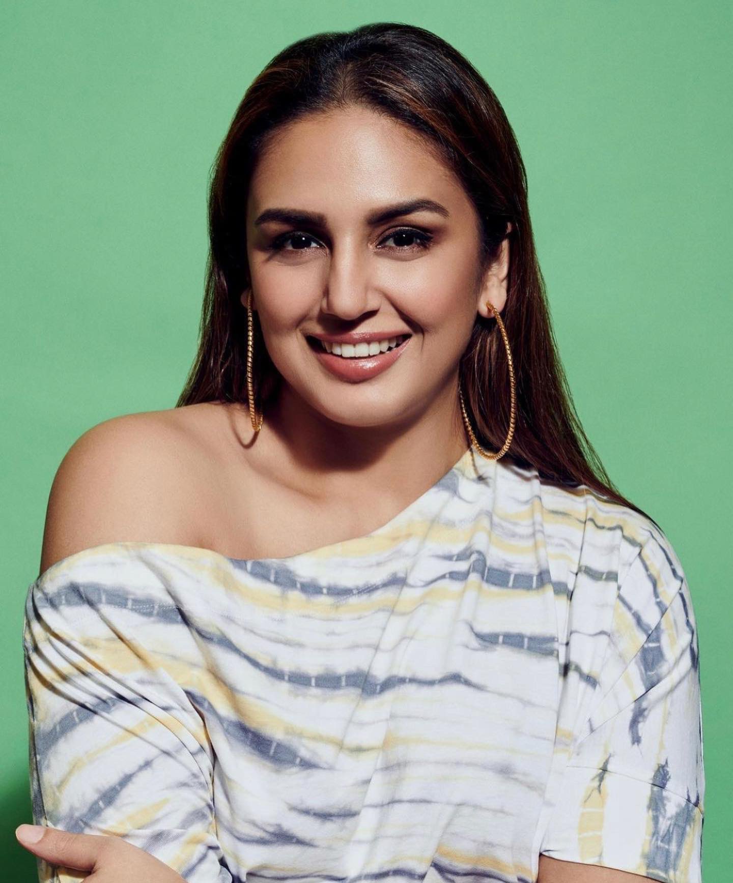 Lovely Huma Qureshi Pics.