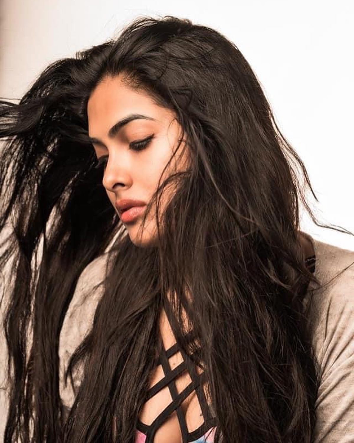 Divi Vadthya Dazzing Stills.