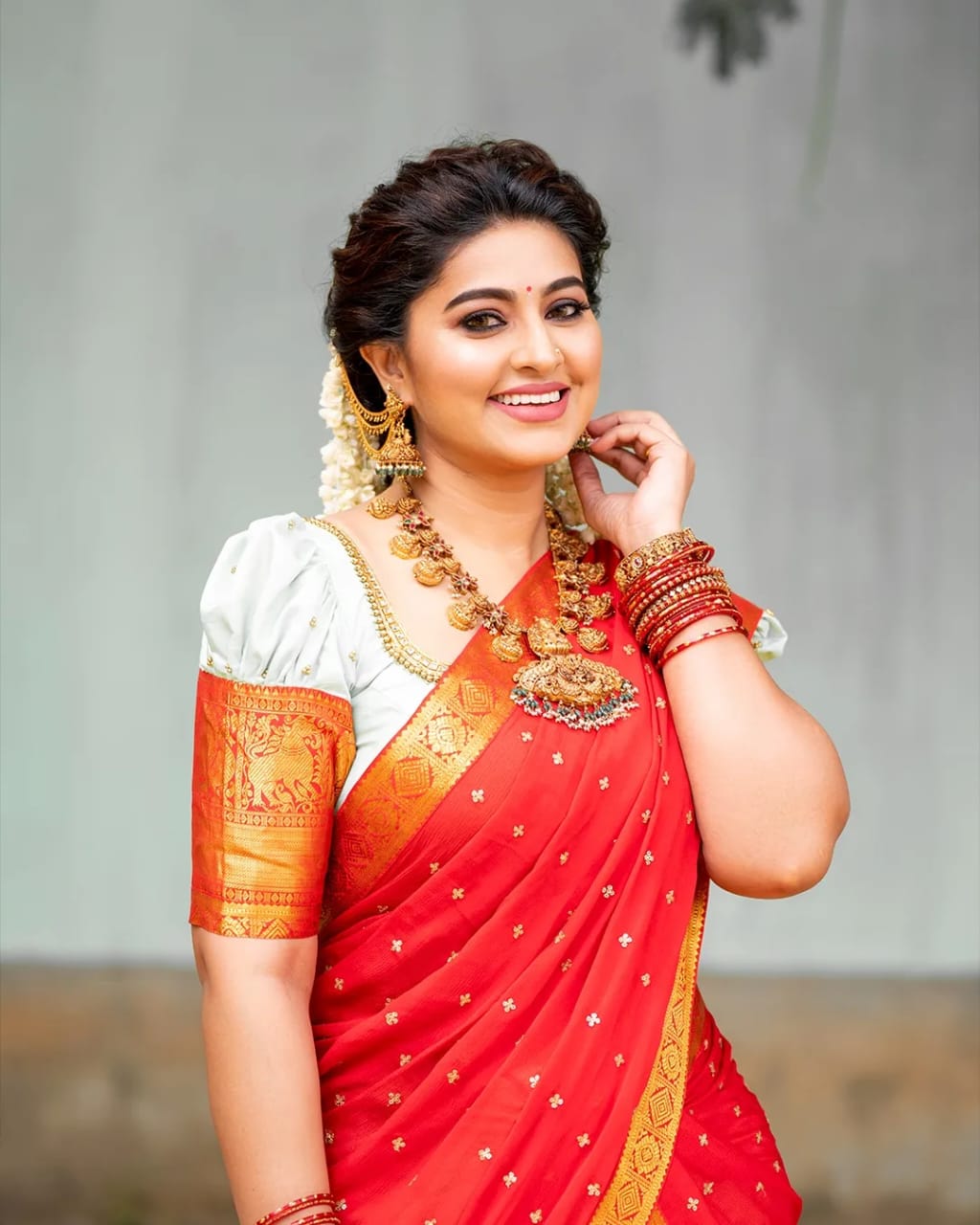 Sneha Latest Stills.