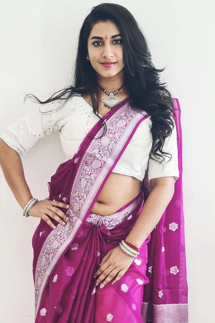 Vishnu Priya Amazing Stills.