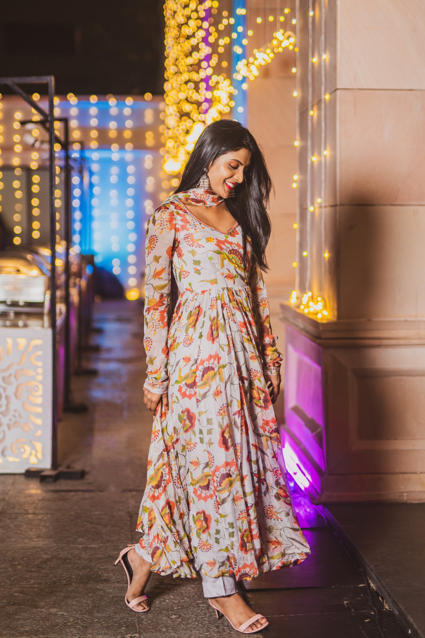 Nivedhithaa Sathish Stunning Stills.