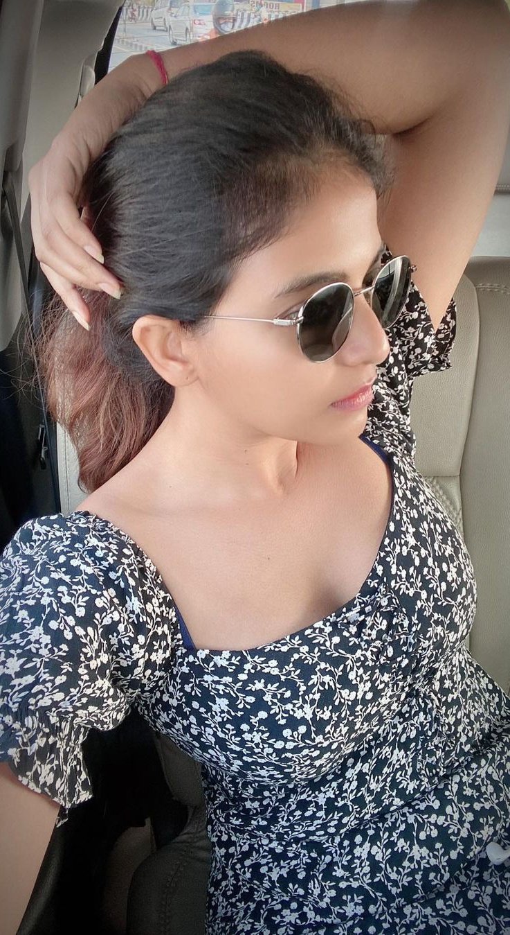 Anjali Amazing Photos.