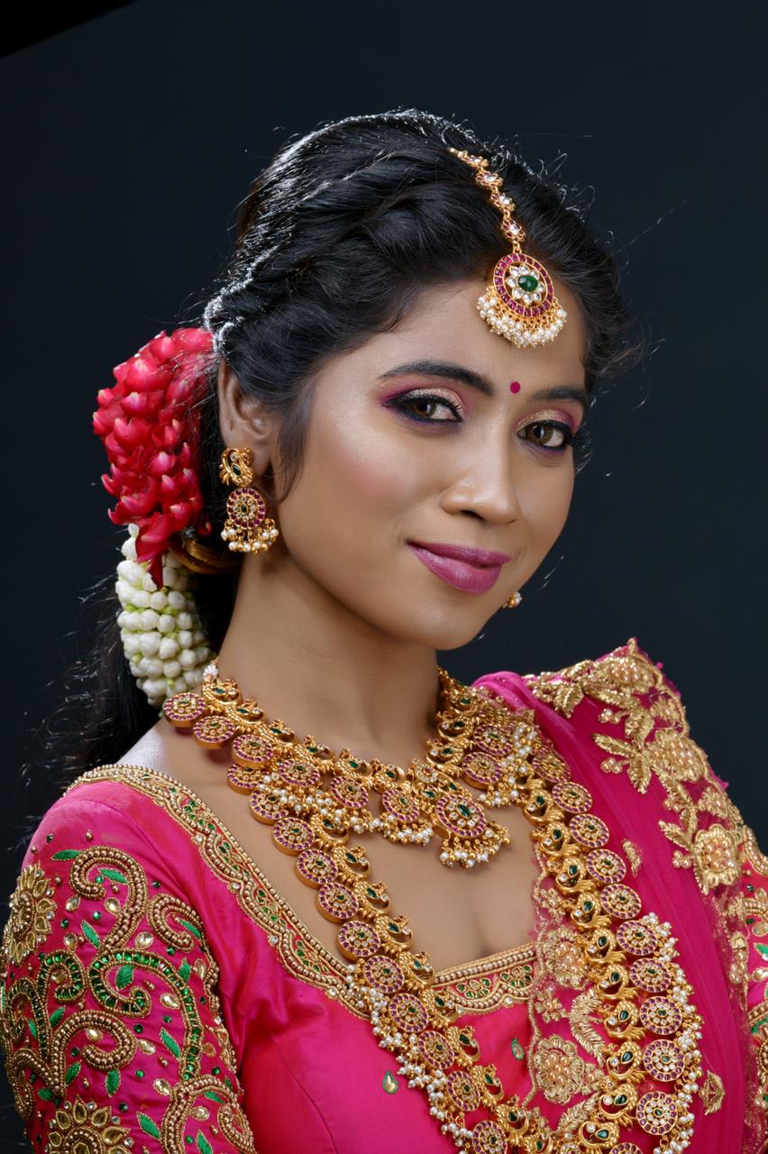 Saranya Ravichandran Dazzling Images.