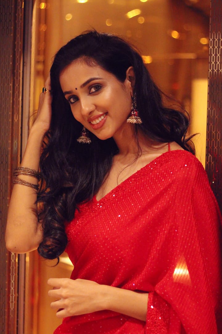 Riya Suman Sizzling Clicks.