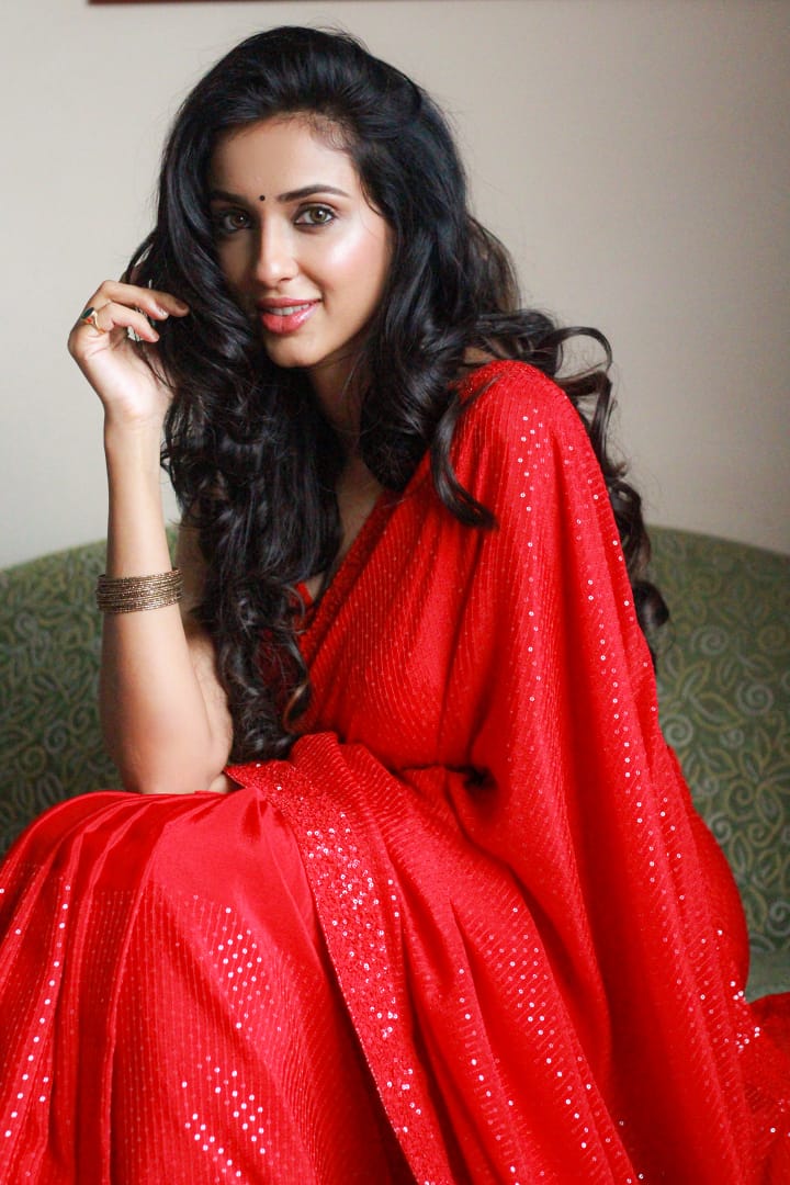 Riya Suman Sizzling Clicks.