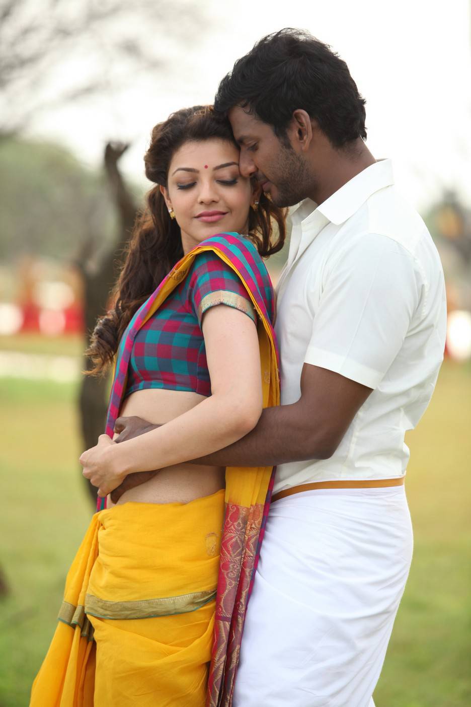Paayum Puli Tamil Movie Stills | Vishal, Kajal Aggarwal