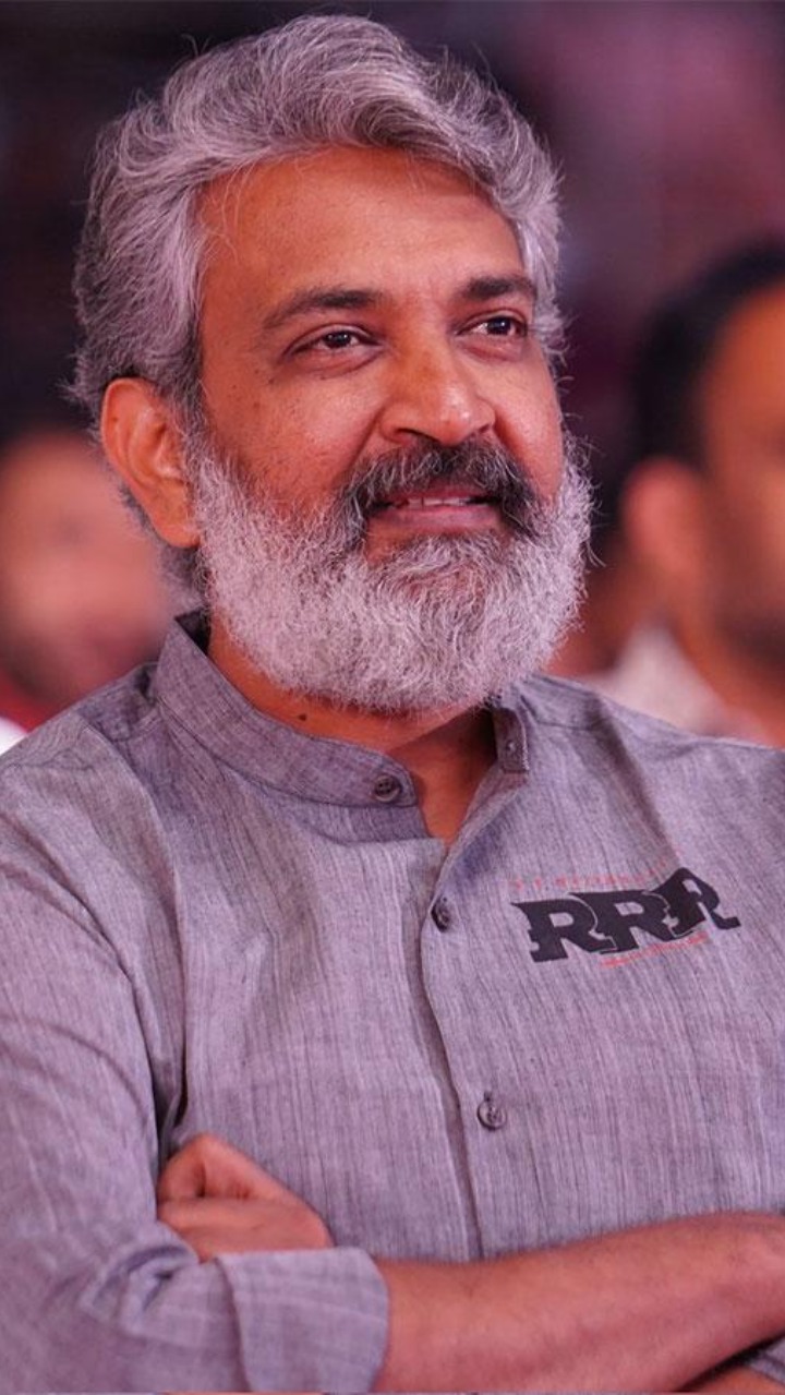 Rajamouli Threatened by the Controversial Director! 