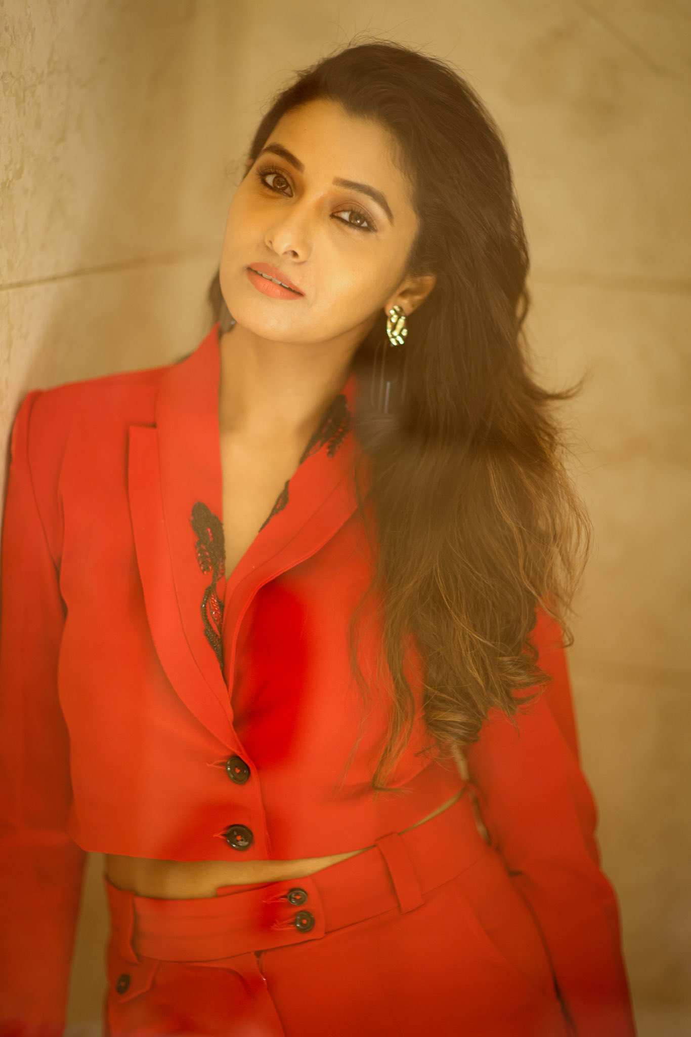 Fresh Photos of Priya BhavaniShankar!