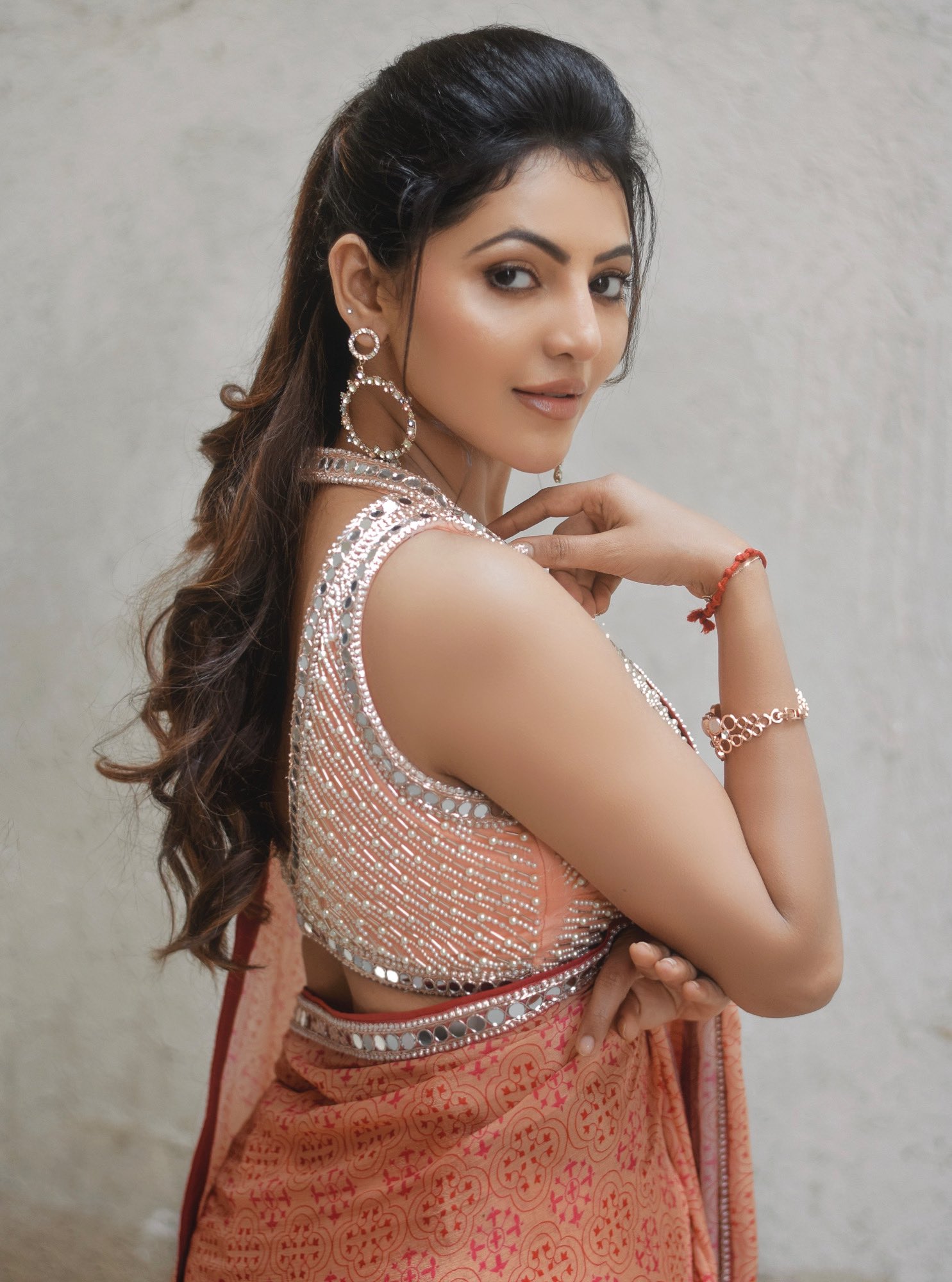 Latest Photos of Athulyaa Ravi!