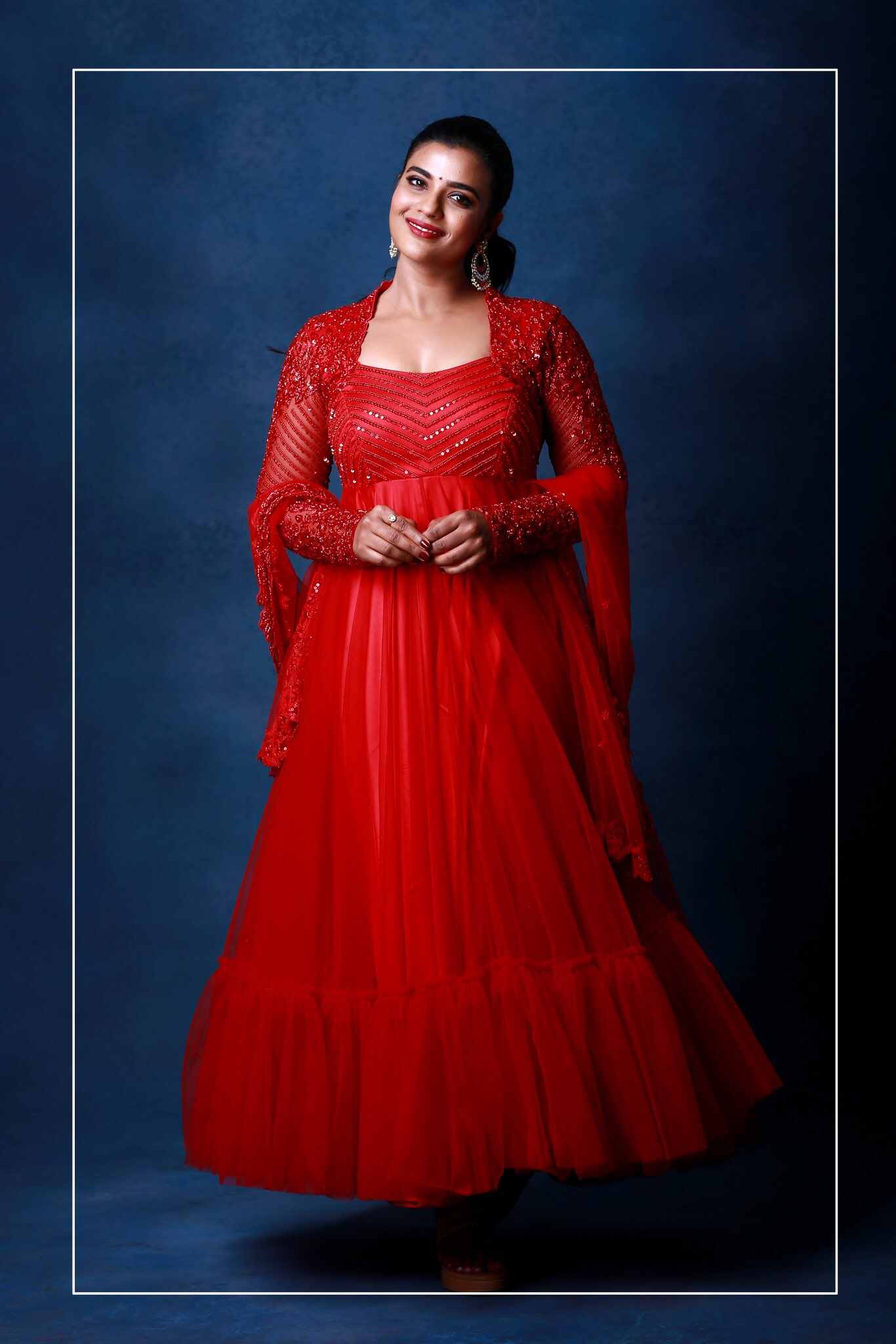 Sizzling Images of Aishwarya Rajesh !