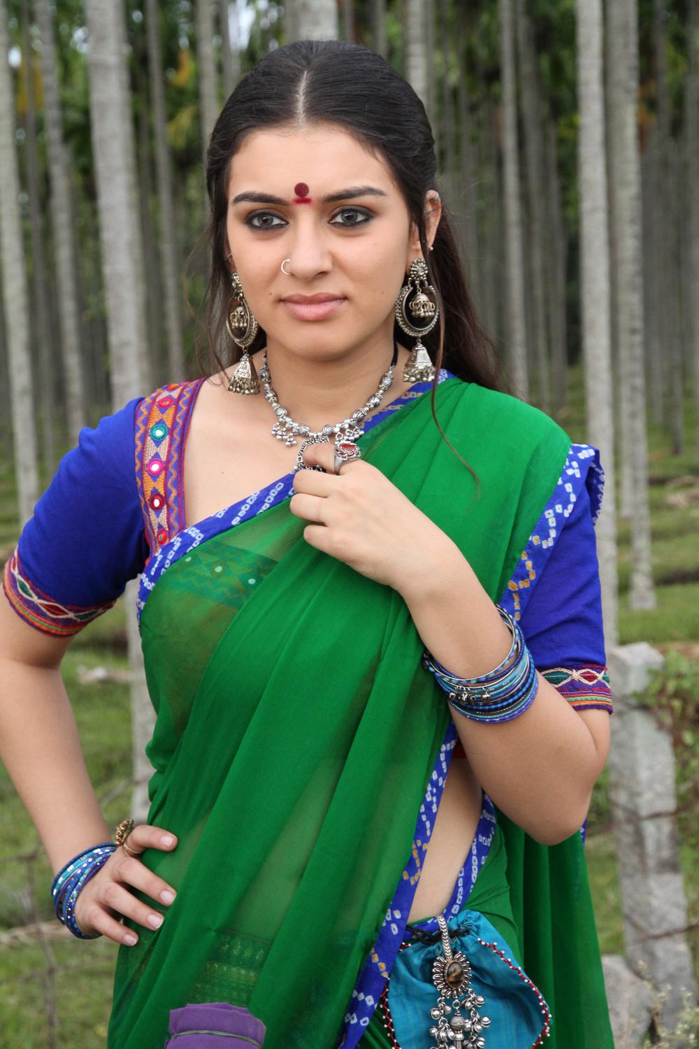 Hansika Motwani in Aranmanai