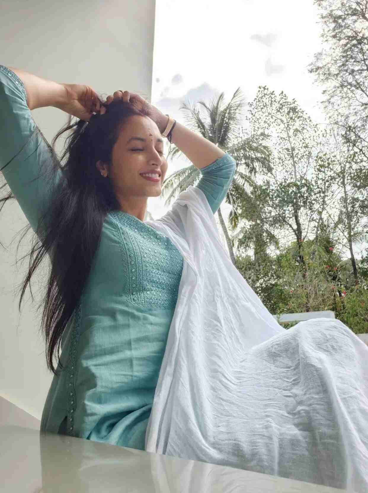 Gorgeous Stills of Srinidhi Shetty!