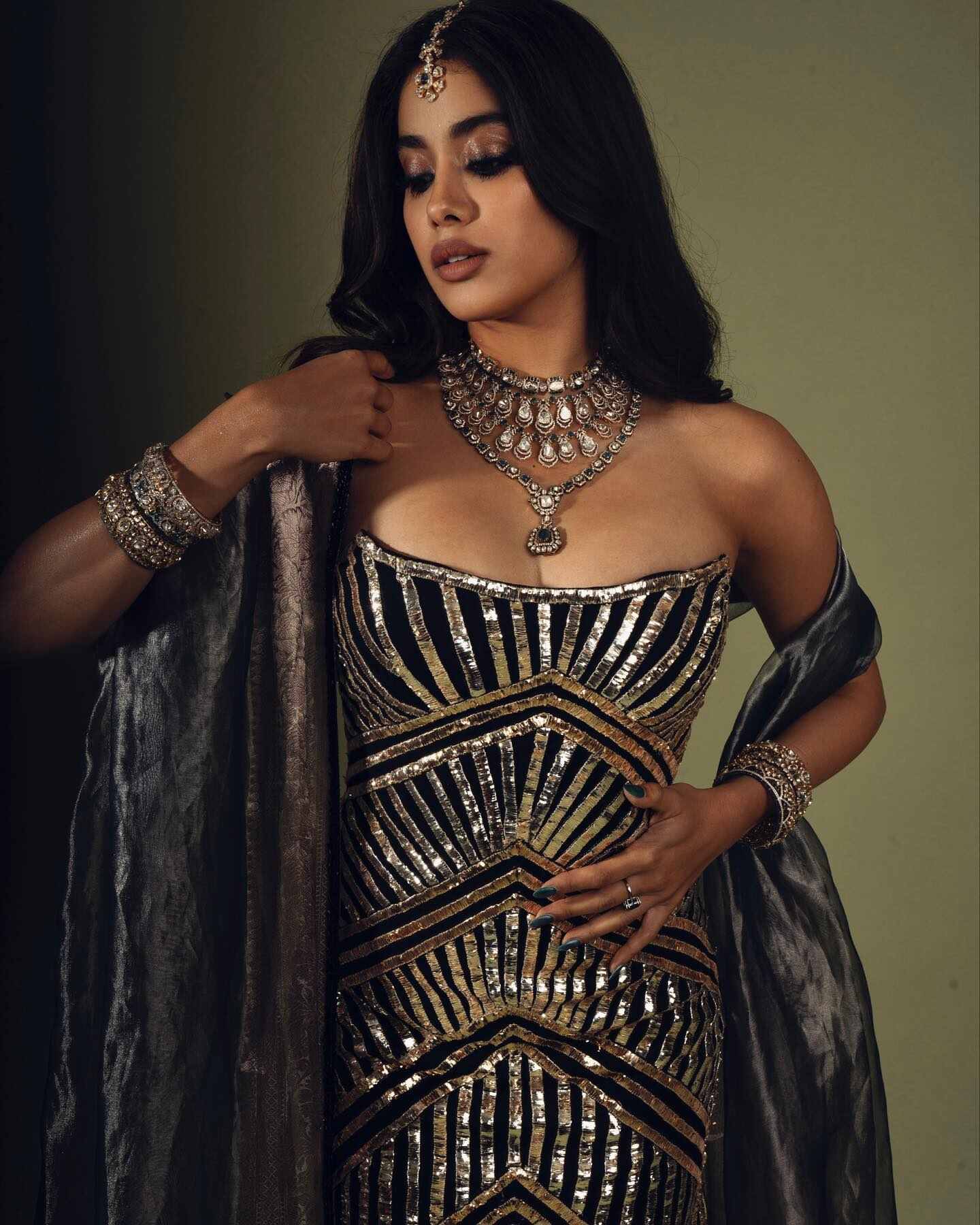 Beautiful Stills of Janhvi Kapoor!