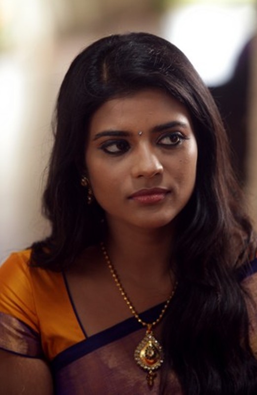 Aishwarya Rajesh in a horror Hello Naan Pei Pesuren