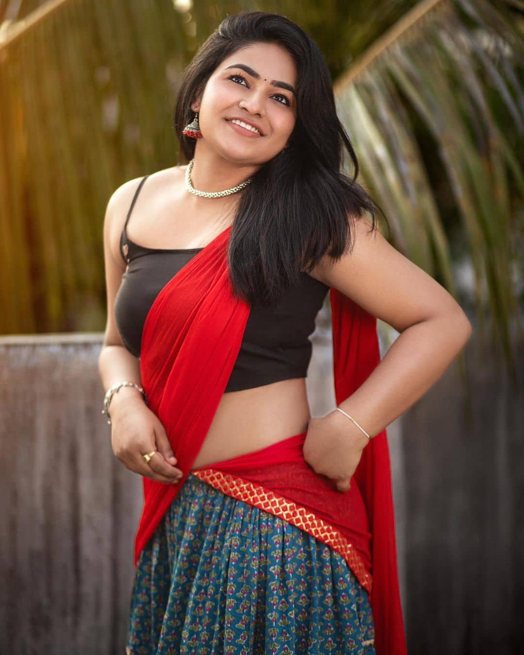 Fresh Photos of Shruthi Selvam!