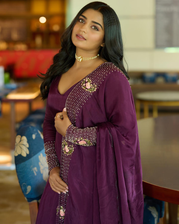 Gouri G Kishan Lovely Pics.!