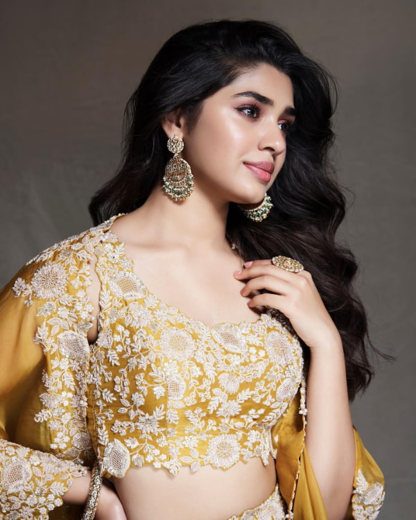 Beautiful Stills of Krithi Shetty!