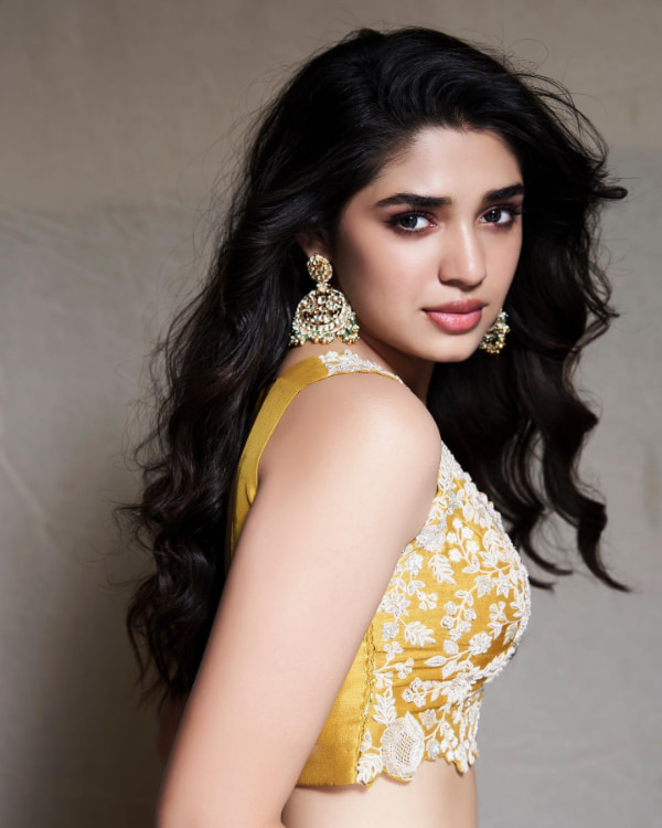 Beautiful Stills of Krithi Shetty!