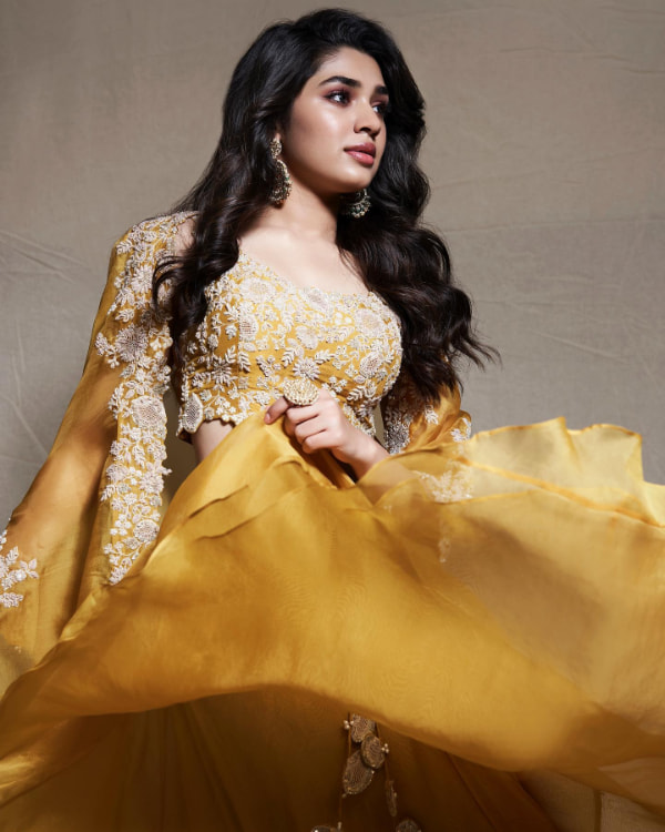 Beautiful Stills of Krithi Shetty!