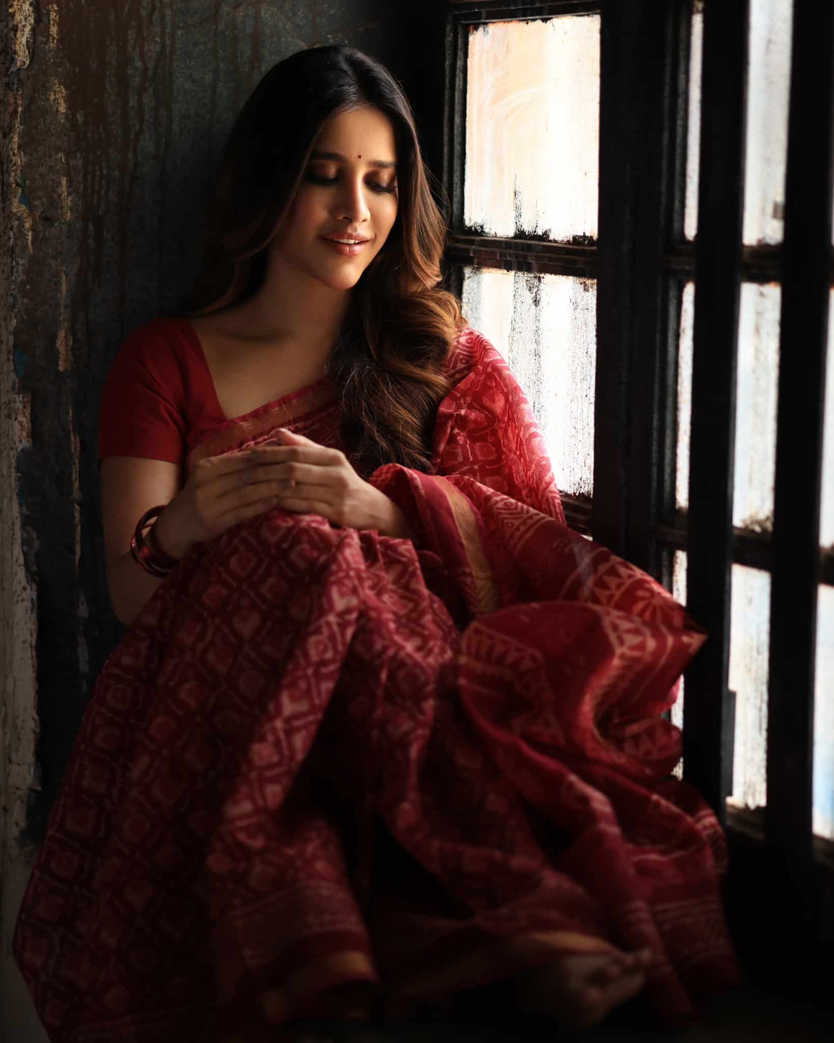 Sizzling Images of Nabha Natesh!