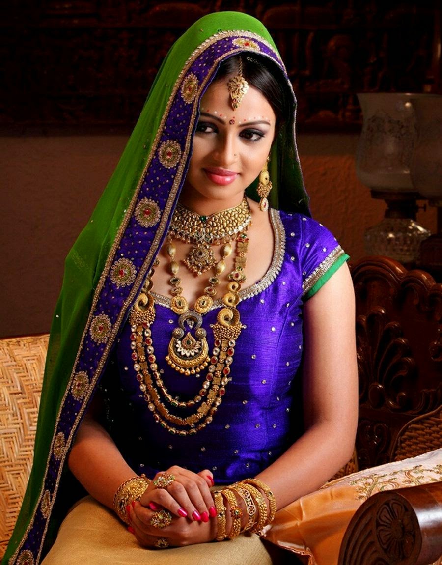 Actress Arundhathi Nair PhotoShoot Stills