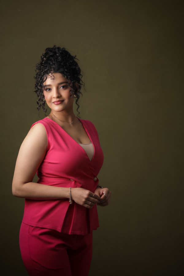Gorgeous Stills of Ritika Singh!