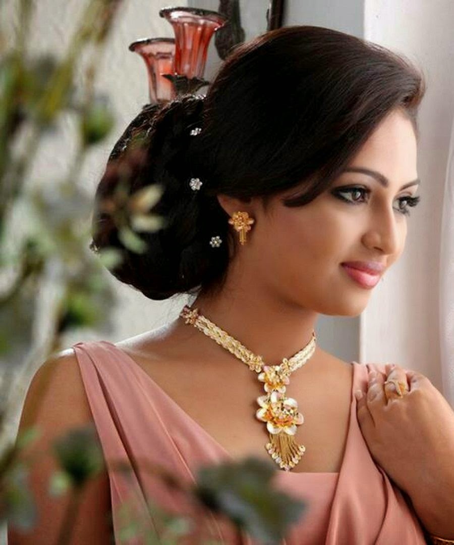 Actress Arundhathi Nair PhotoShoot Stills