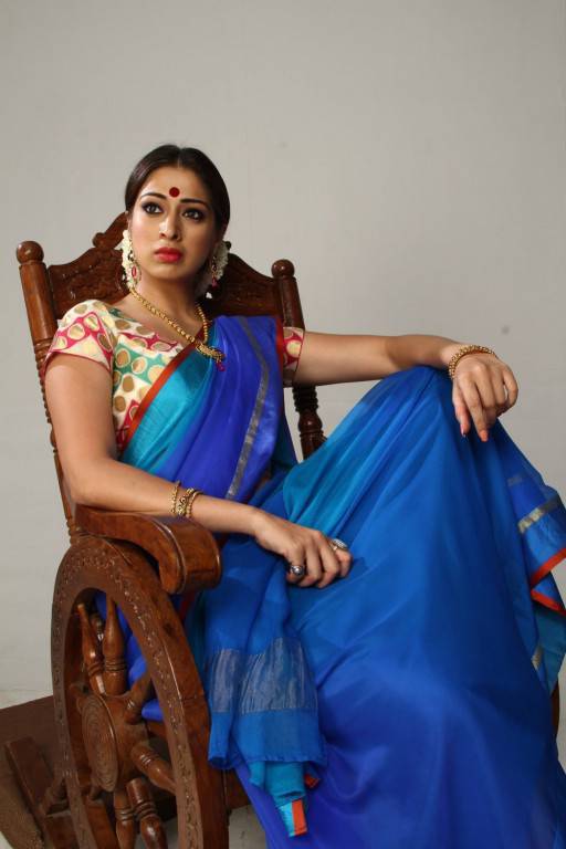 Raai Laxmi to make debut to Hindi in a horror