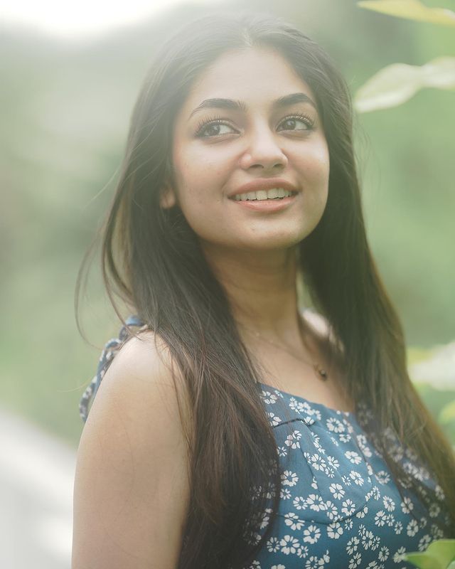 Beautiful Stills of Ivana!