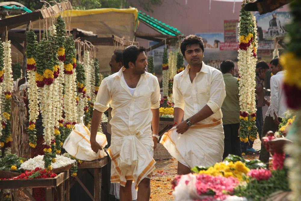 Vaalu Tamil Movie Stills | STR, Santhanam