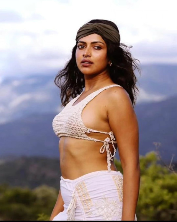 \"Stunning Amala Paul: Explore the Latest Captivating Images!\"