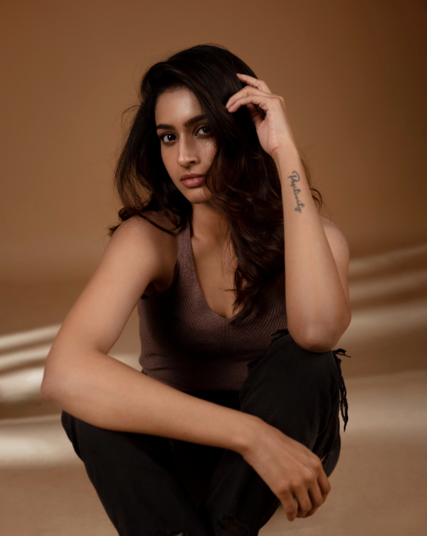 Discover the mesmerizing beauty of Tanya Ravichandran through our collection of lovely images. Be captivated by her charm and elegance as we present the latest trending snapshots of this talented actress. #TanyaRavichandran #LovelyImages #ActressBeauty #StunningPhotos #TrendingTalent