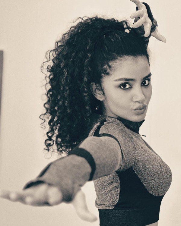 \"Explore the most recent and stunning images of the ever-charming Anupama Parameswaran. Get a glimpse of her latest looks and captivating moments in this exclusive photo collection. #AnupamaParameswaran #LatestImages #TrendingSnaps #CelebrityPhotos\"