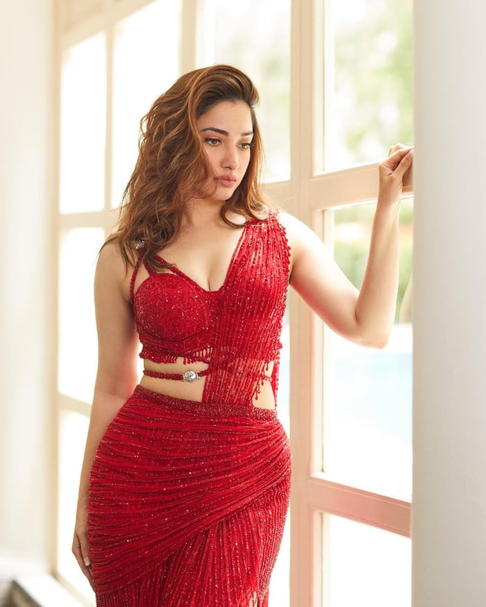 \"Discover the allure of Tamannaah Bhatia through a collection of sizzling images and mesmerizing photoshoots!  Get ready to be enthralled by the latest trending photos of the stunning actress.  #TamannaahBhatia #SizzlingImages #StunningPhotoshoots #ActressTamannaah #TrendingCeleb\"