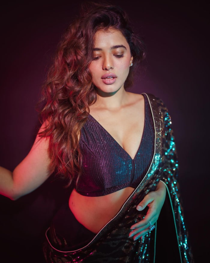 \"Discover the mesmerizing beauty of Ketika Sharma through a collection of breathtaking stills! Get captivated by her elegance and charm in these trending snapshots. #KetikaSharma #BeautifulStills #TrendingBeauty #ElegantCharm #StunningPhotos\"