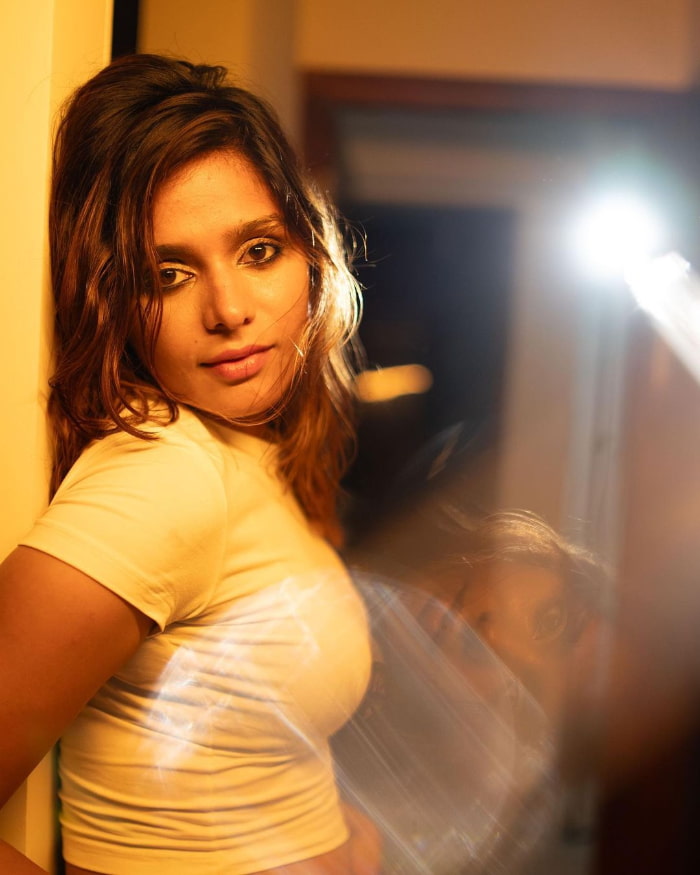 \"Captivating Shots of Pranati Rai Prakash: Exploring Her Stunning Portraits and Photos\"