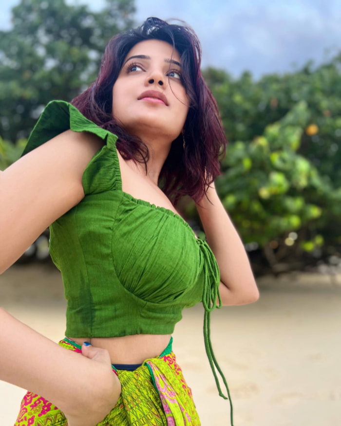 \"Discover the newest collection of mesmerizing photos featuring Aathmika. From candid shots to stunning portraits, immerse yourself in Aathmika's world. Don't miss out on these trending snapshots!  #Aathmika #LatestPhotos #TrendingShots #CaptivatingPictures\"
