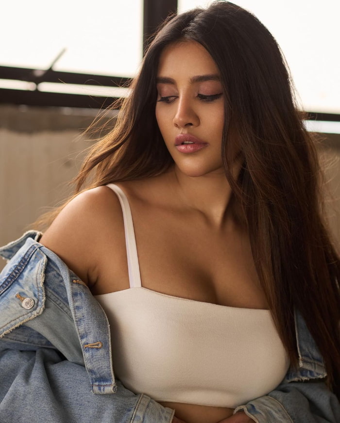 \"Discover the mesmerizing beauty of Nabha Natesh through these exquisite stills. Get lost in the charm of this talented actress as we showcase her latest captivating photographs. #NabhaNatesh #StunningStills #ActressPhotos #TrendingBeauty\"