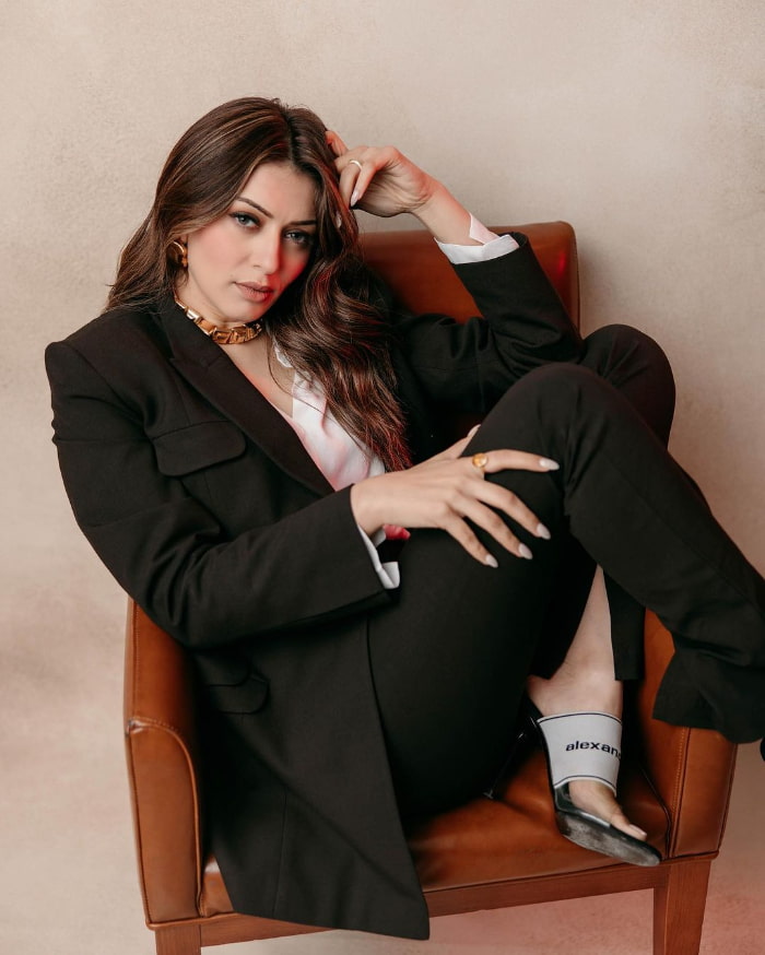 \"Discover the latest trending snapshots of the stunning Hansika Motwani!  Explore captivating images of the Bollywood sensation and stay up-to-date with the hottest hashtags in town. Don't miss out on these sizzling celebrity photos!\"\r\n #HansikaMotwani #SizzlingPhotos #BollywoodBeauty #CelebritySnaps #TrendingImages