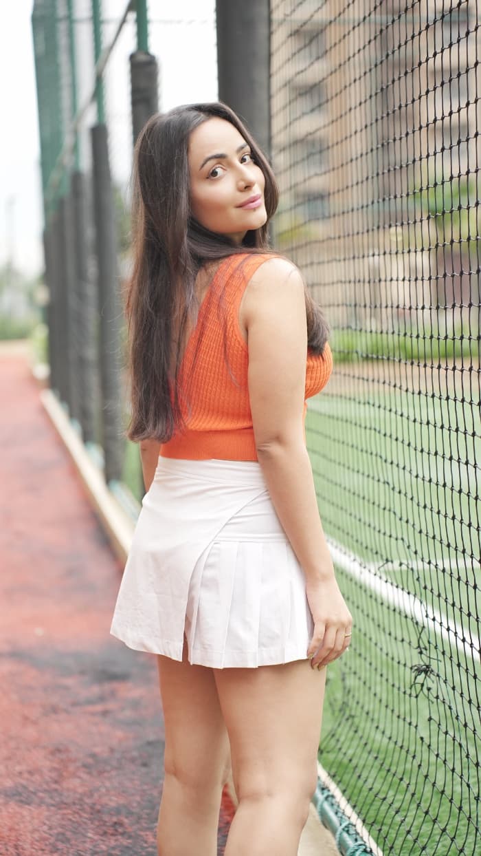 \"Explore the mesmerizing world of Aanchal Munjal through these stunning stills. Witness her beauty and grace in every frame as she captivates hearts. Don't miss out on the latest trending #AanchalMunjal #GlamourShots #BeautyInFrames\"