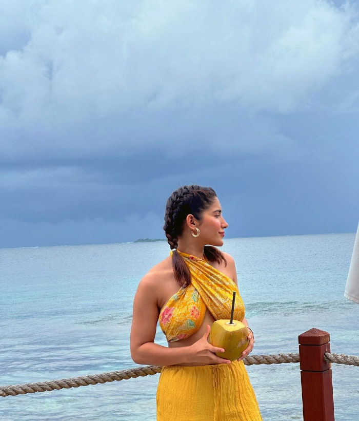 \"Discover the hottest images of Ruhani Sharma in our latest collection. Dive into the world of this talented star with the most recent snapshots. Don't miss out on the trend – explore Ruhani Sharma's latest photos today! #RuhaniSharma #LatestPhotos #TrendingImages\"