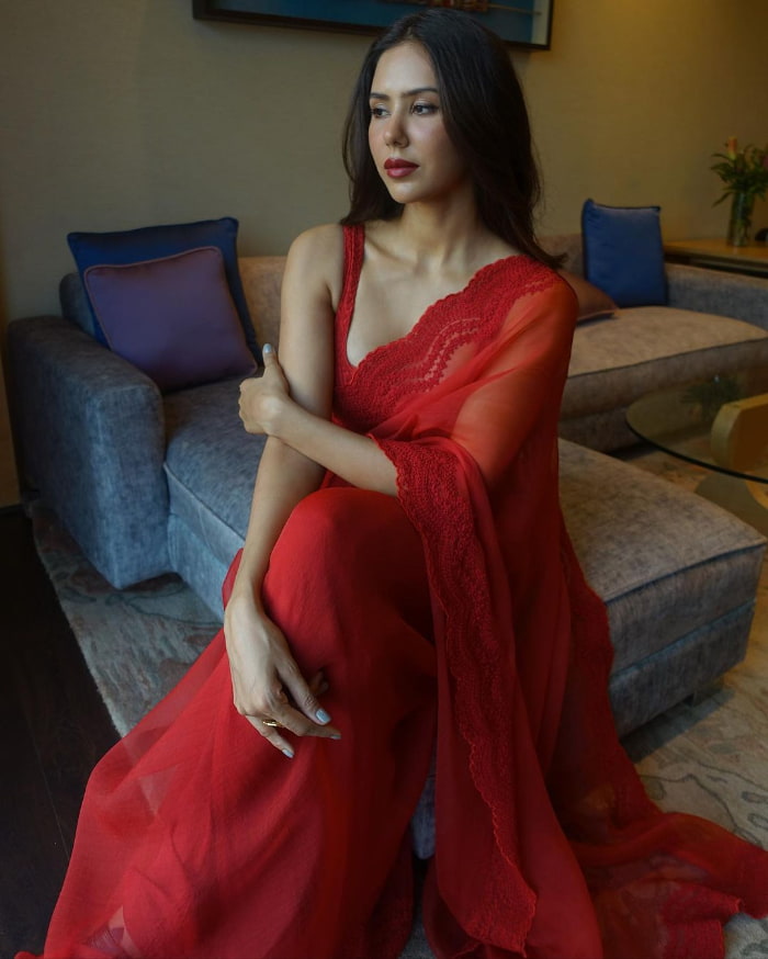 \"Explore the mesmerizing beauty of Sonam Bajwa through these lovely images. Get captivated by the latest snapshots of the talented actress. #SonamBajwa #GorgeousPics #CelebrityPhotos\"