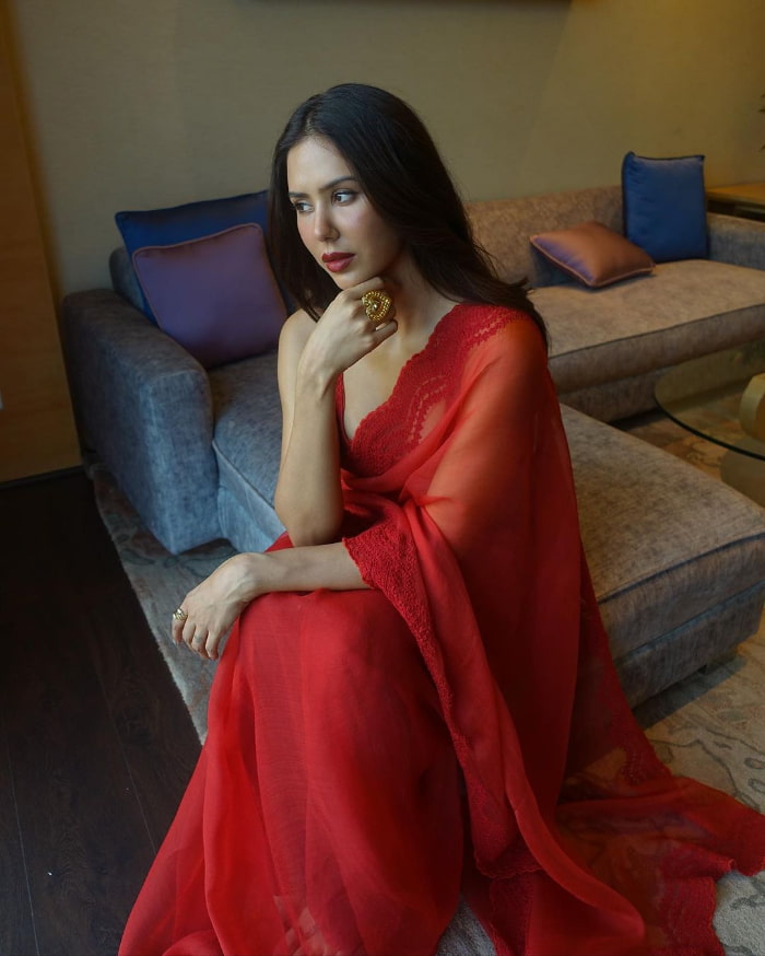 \"Explore the mesmerizing beauty of Sonam Bajwa through these lovely images. Get captivated by the latest snapshots of the talented actress. #SonamBajwa #GorgeousPics #CelebrityPhotos\"