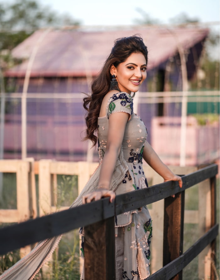  \"Discover the most recent and stunning images of Athulya Ravi. Dive into the world of trending snapshots featuring this talented star. #AthulyaRavi #LatestPhotos #TrendingImages\"