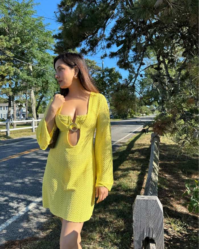 \"Neha Sharma's Latest Captivating Photos: A Visual Delight!\"